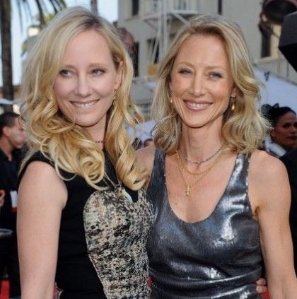 Abigail Heche with her sister Anne Heche